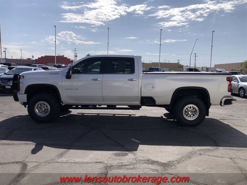 Used 2020 Chevrolet Silverado 3500 High Country w/ Z71 Off-Road Package AWD/4WD image 7