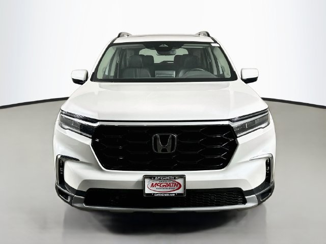 Certified 2024 Honda Pilot Touring image 19