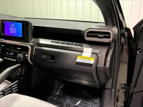 New 2026 Toyota Tacoma SR5 AWD/4WD image 29