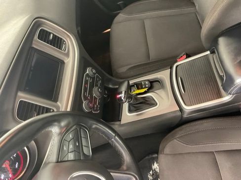 Used 2022 Dodge Charger SXT RWD image 21