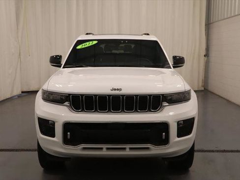 Certified 2022 Jeep Grand Cherokee L Overland w/ Luxury Tech Group IV AWD/4WD image 4