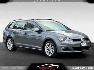 Used 2017 Volkswagen Golf S FWD video 1