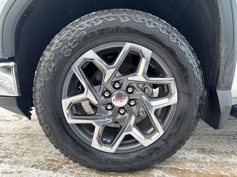 New 2026 GMC Sierra 1500 SLT w/ SLT Premium Plus Package image 18