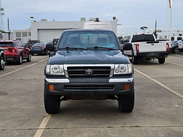 Used 2000 Toyota Tacoma 4x4 Xtracab V6 w/ SR5 Pkg image 2