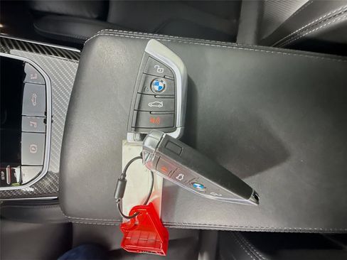 Used 2025 BMW M4 xDrive Competition w/ Executive Package image 41