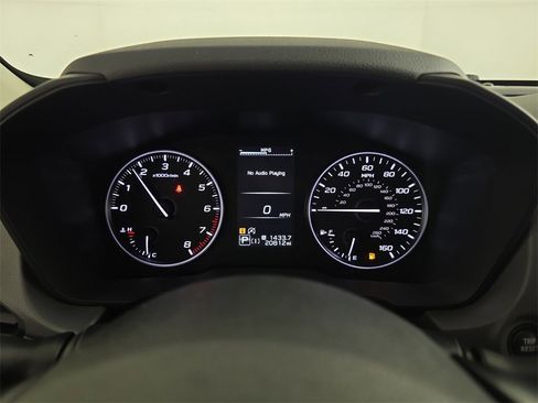 Used 2024 Subaru Crosstrek 2.0i Premium image 11