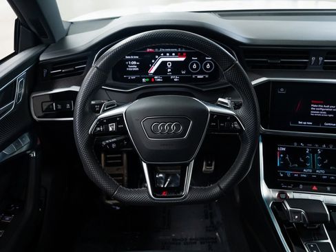Used 2024 Audi RS 7 Performance image 12