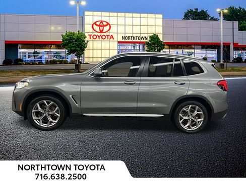 Used 2024 BMW X3 xDrive30i image 2