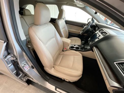 Used 2018 Subaru Outback 2.5i Limited AWD/4WD image 25