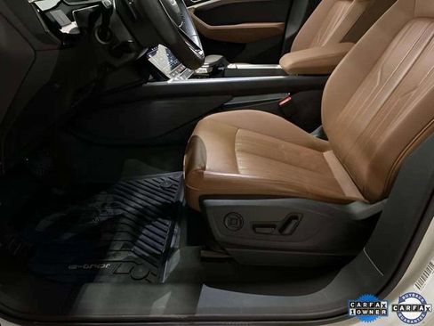 Used 2024 Audi Q8 e-tron Premium AWD/4WD image 67