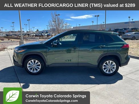 Used 2024 Toyota Corolla Cross LE image 4