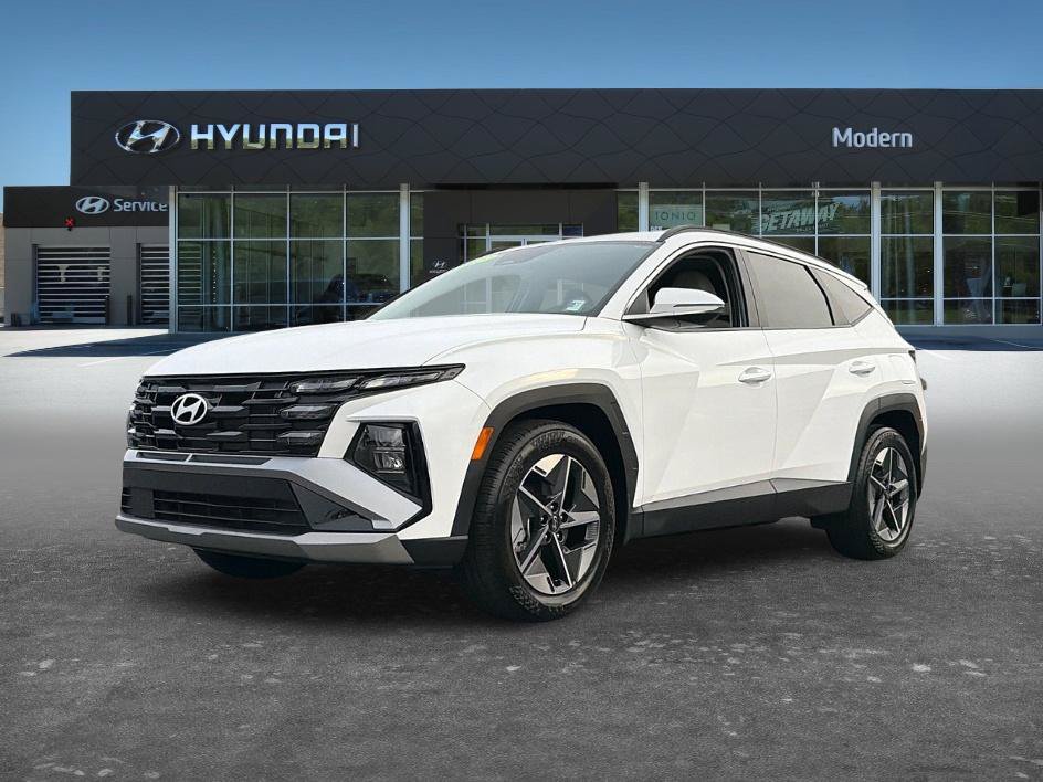 Certified 2025 Hyundai Tucson SEL FWD image 1
