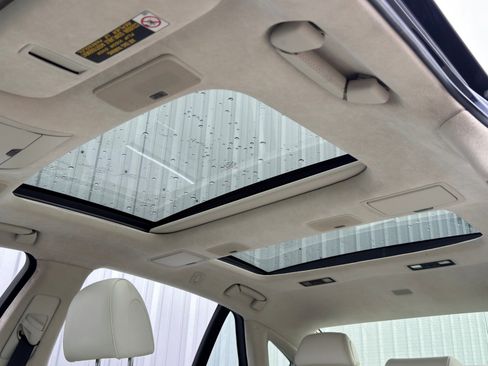 Used 2022 Lexus LS 500 image 12