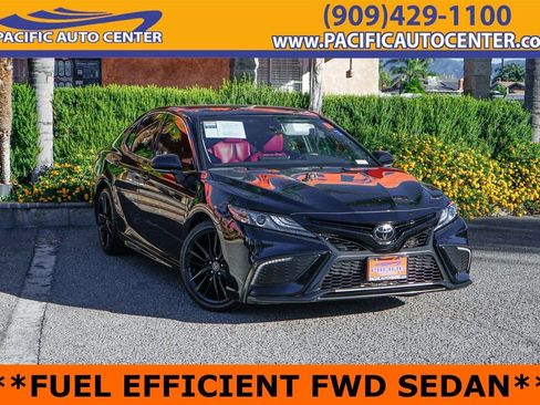 Used 2022 Toyota Camry XSE image 1