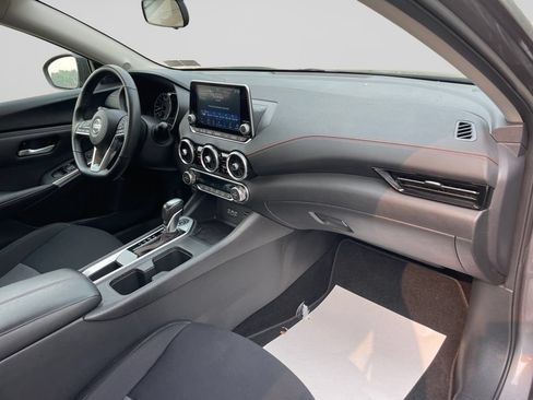 Used 2023 Nissan Sentra SR FWD image 10