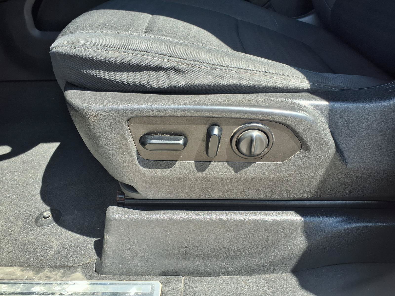 Used 2021 Chevrolet Silverado 1500 RST w/ All Star Edition Plus AWD/4WD image 12
