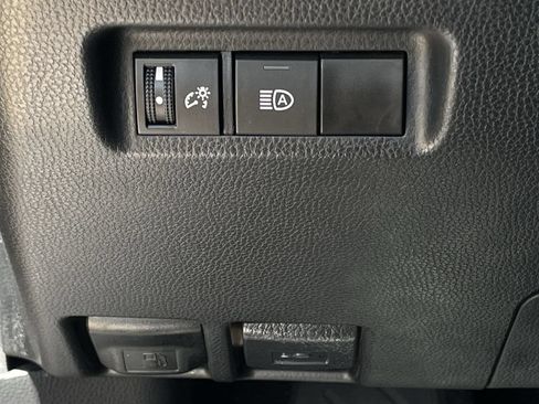 Used 2023 Toyota RAV4 LE FWD image 20