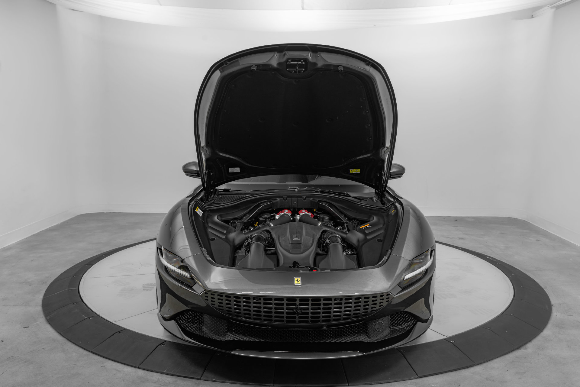 Certified 2023 Ferrari Roma RWD image 29