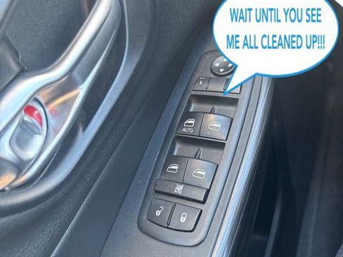 Used 2015 Jeep Cherokee Trailhawk image 15