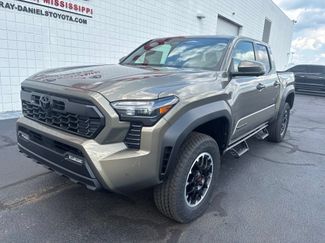 New 2026 Toyota Tacoma TRD Off-Road AWD/4WD video 1