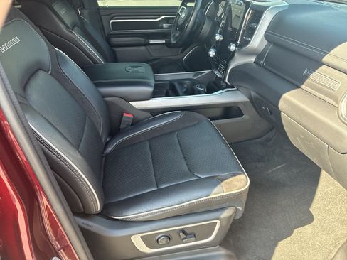 Used 2023 RAM 1500 Laramie AWD/4WD image 18
