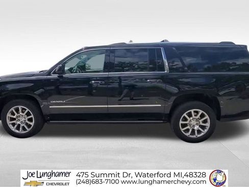 Used 2015 GMC Yukon XL Denali w/ Premium Package AWD/4WD image 6