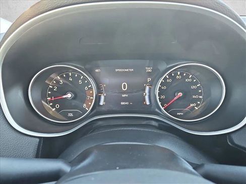 Used 2020 Jeep Compass Limited image 11