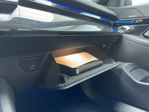 Used 2024 BMW 530i image 39