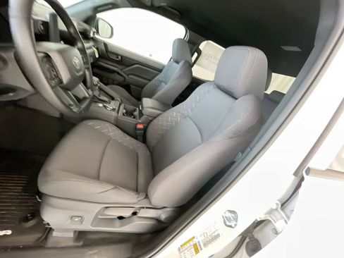 New 2026 Toyota Tacoma SR AWD/4WD image 11