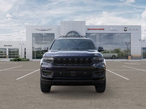 New 2025 Jeep Wagoneer L Series II w/ Premium Group I image 6