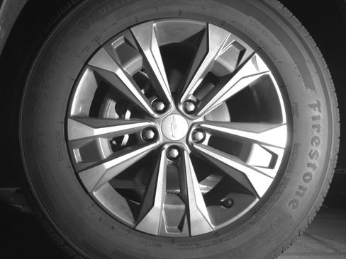 Used 2025 Chevrolet Equinox LT FWD image 15