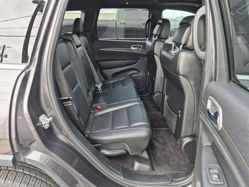 Used 2018 Jeep Grand Cherokee Limited w/ Trailer Tow Group IV AWD/4WD image 26