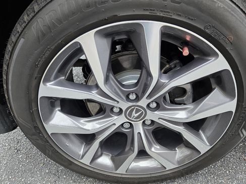 Certified 2024 Acura MDX FWD w/ Technology Package image 12