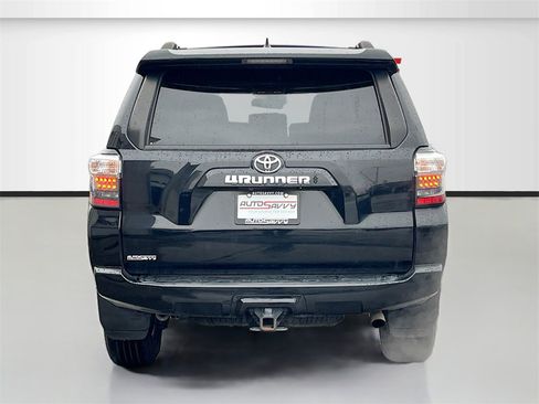 Used 2021 Toyota 4Runner SR5 Premium image 6