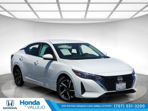 Used 2024 Nissan Sentra SV FWD image 1