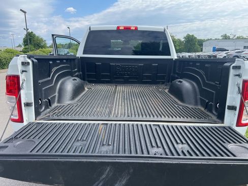 Used 2024 RAM 2500 Big Horn AWD/4WD image 10