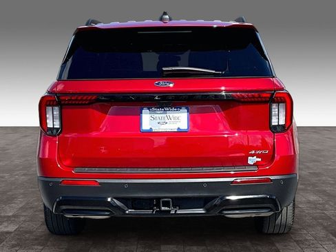 Used 2025 Ford Explorer ST-Line w/ ST-Line Street Pack AWD/4WD image 28