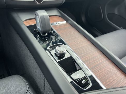 Used 2023 Volvo XC60 B5 Plus w/ Protection Package image 21