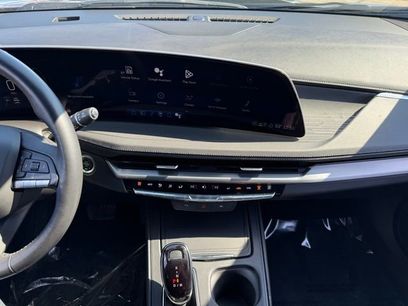 Certified 2025 Cadillac XT4 Premium Luxury