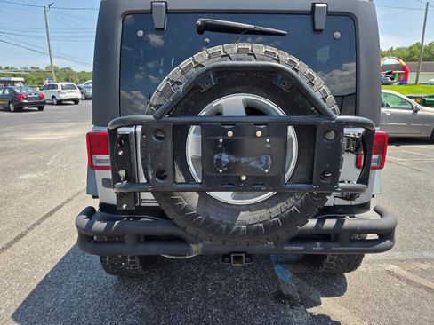 Used 2015 Jeep Wrangler Sport w/ Quick Order Package 24S AWD/4WD image 7