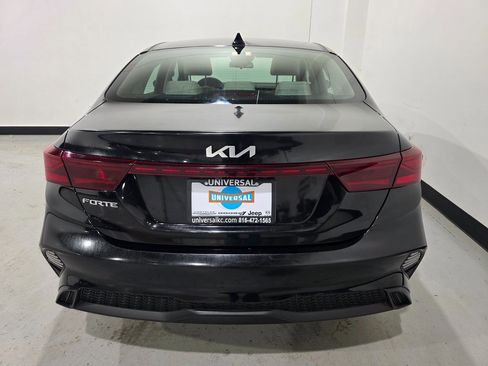Used 2022 Kia Forte LXS w/ LXS Technology Package image 22