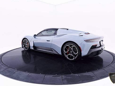 Used 2023 Maserati MC20 Spyder RWD image 13