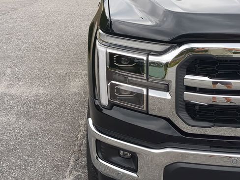 New 2025 Ford F150 Lariat w/ Equipment Group 502A High image 8