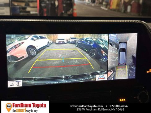 Used 2022 Toyota Highlander Platinum FWD image 26