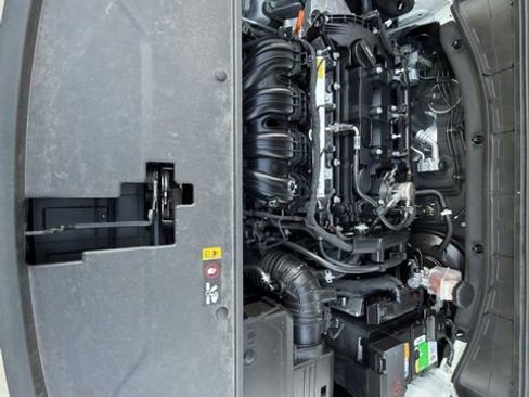 Used 2022 Kia Sorento S image 28