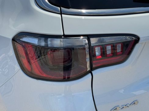 Certified 2025 Jeep Compass Sport AWD/4WD image 12