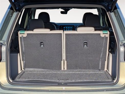 New 2026 Volkswagen Atlas SE image 30