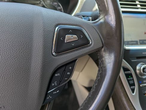 Used 2018 Lincoln MKX Reserve w/ Cargo Utility Package FWD image 31