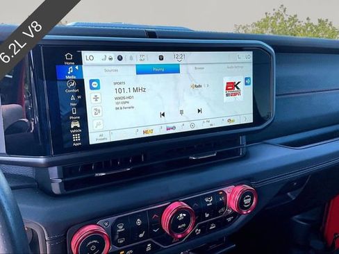 Used 2024 Jeep Wrangler Unlimited Rubicon 392 image 6