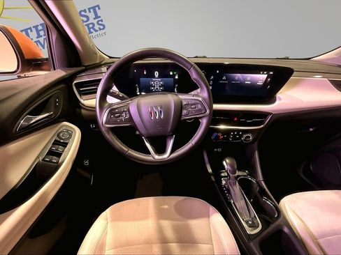 Used 2024 Buick Encore GX Preferred FWD image 9